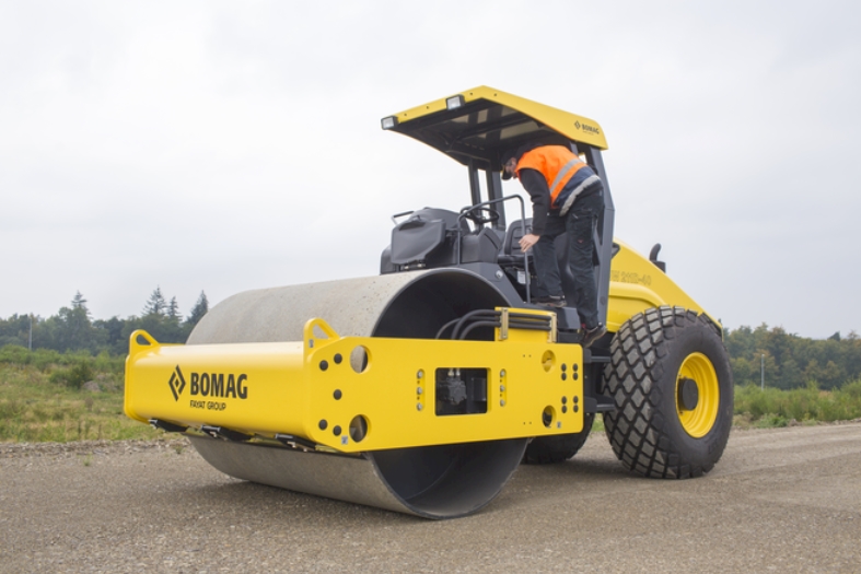 Bomag BW 211 D 40 SL Ficha Tecnica Especificaciones 2022 2024