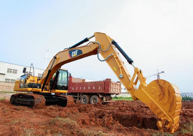 excavadora caterpillar 320d2l ficha técnica